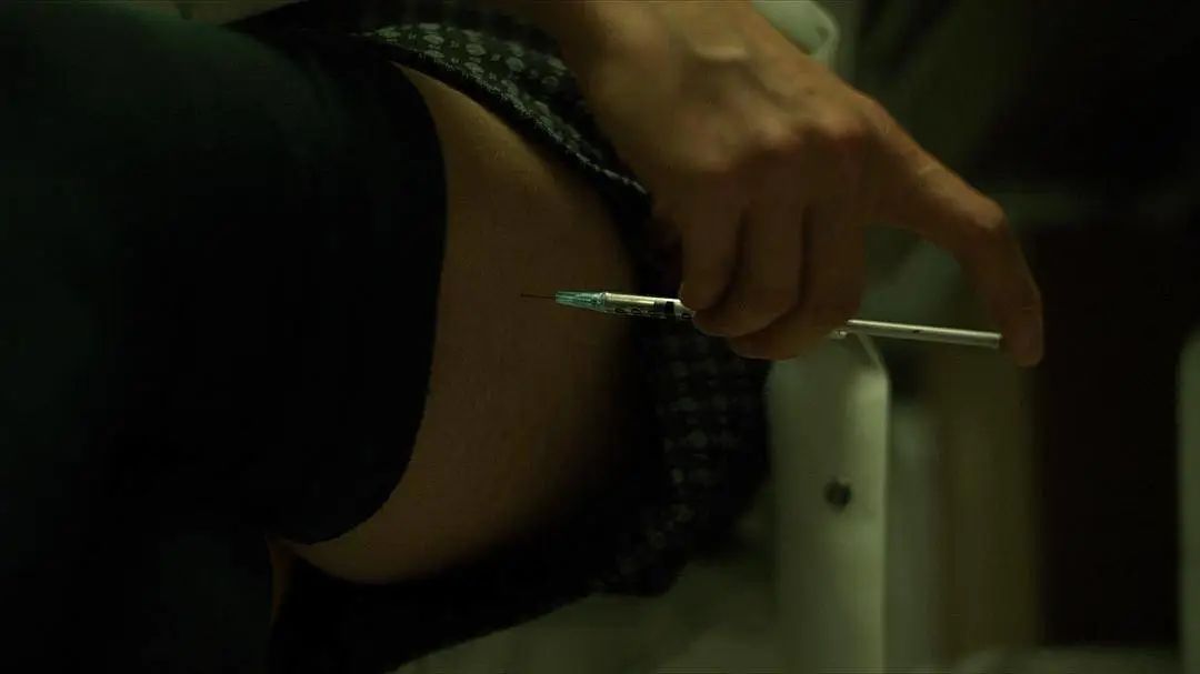 像他们那样测体温，是错的