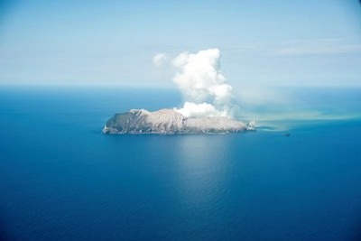 中国火山景点攻略视频讲解,中国可以去旅游的火山