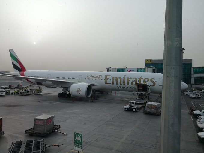 迪拜是个沙漠城市为什么那么有钱,迪拜四大土豪城市