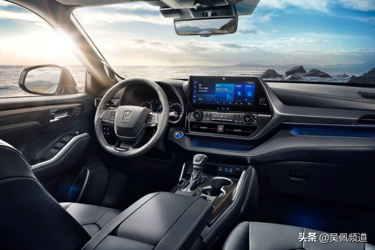 2.5混动2.0t皇冠陆放怎么选,2.5混动皇冠陆放