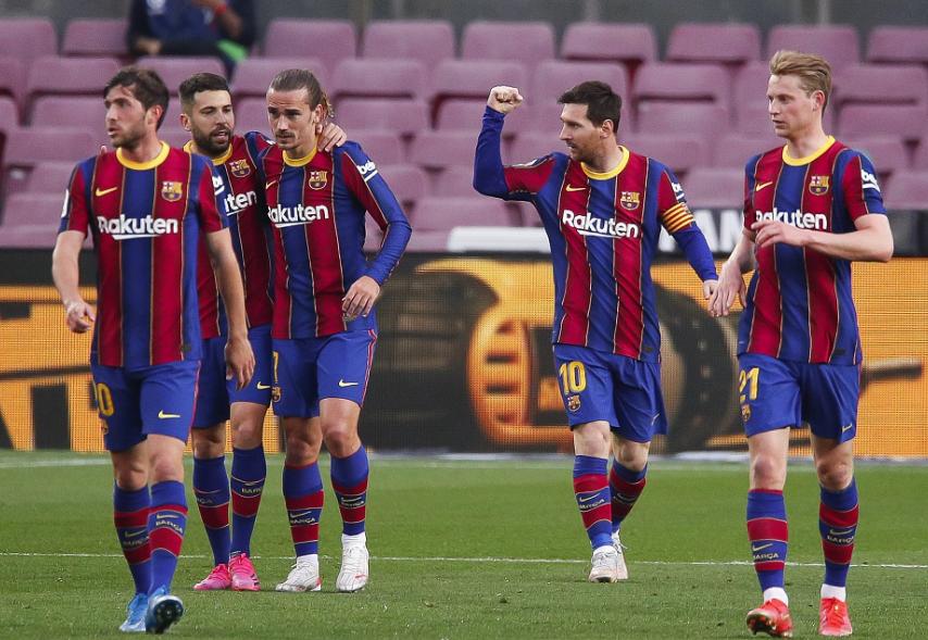 西甲皇马不敌巴萨赛后球迷,皇马球迷巴萨输球视频