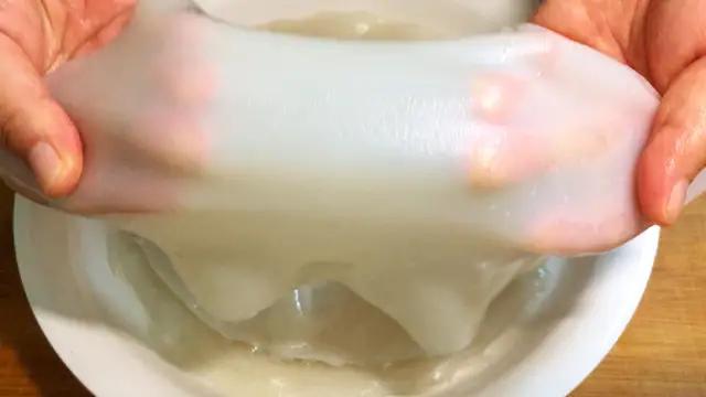 家里做凉皮蒸的都是开裂的啥原因,澄面做凉皮总是开裂是怎么回事