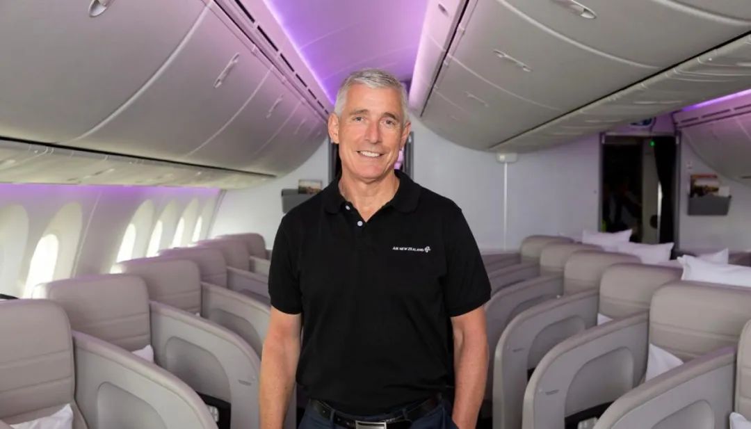 纽航空乘,纽航空姐失业后视频