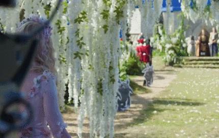 一见婆婆忘了娘《沉睡魔咒2》值得一看的傲娇老干妈怼婆婆