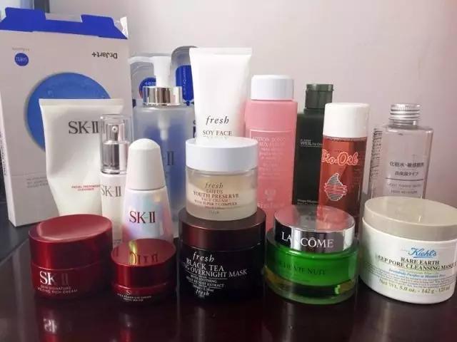 看完别人家的化妆台,可能买了假的化妆台