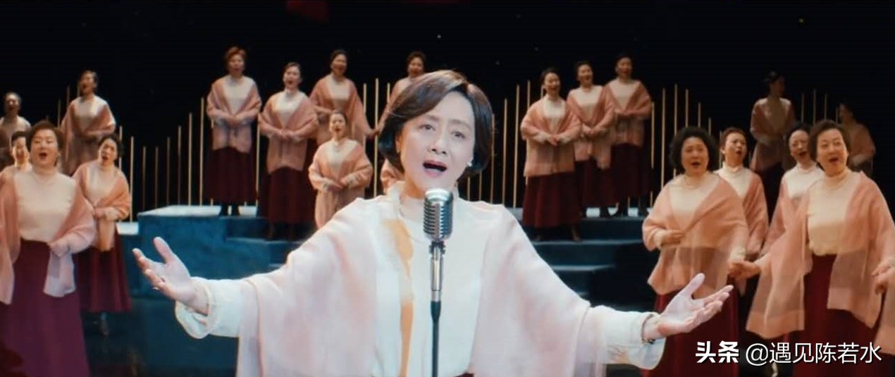 看完了《囧妈》发现，囧妈家的孩子们最后都变成了他们的妈妈