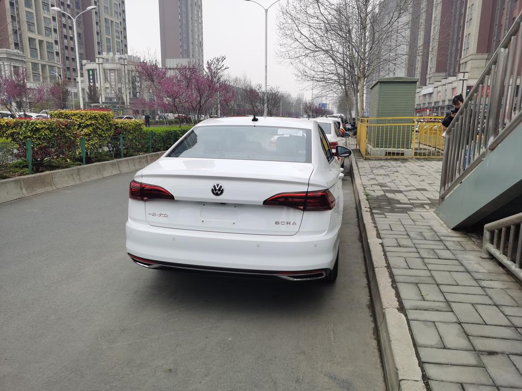 大众宝来最低价5.98万自动,大众宝来降价6万以下二手