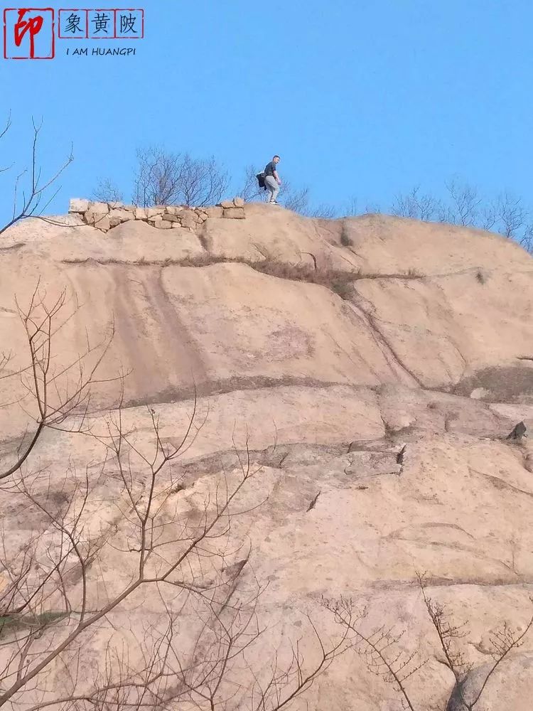 三月，畅攀武汉蔡店鹰嘴石