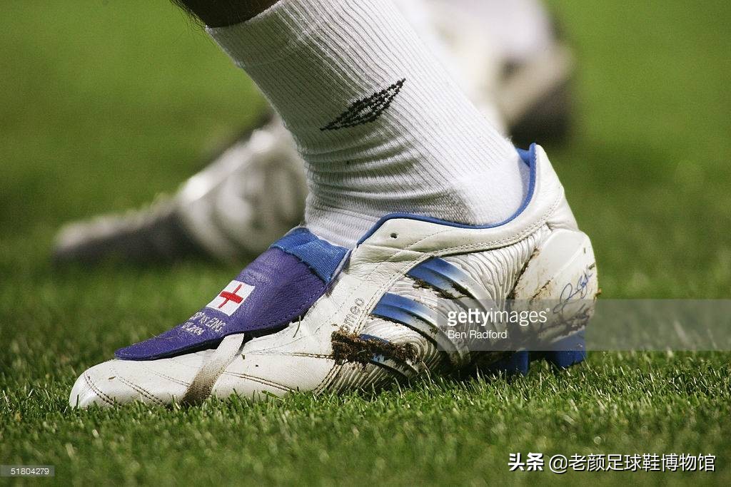 足球鞋网购店铺,足球鞋网购平台哪个好