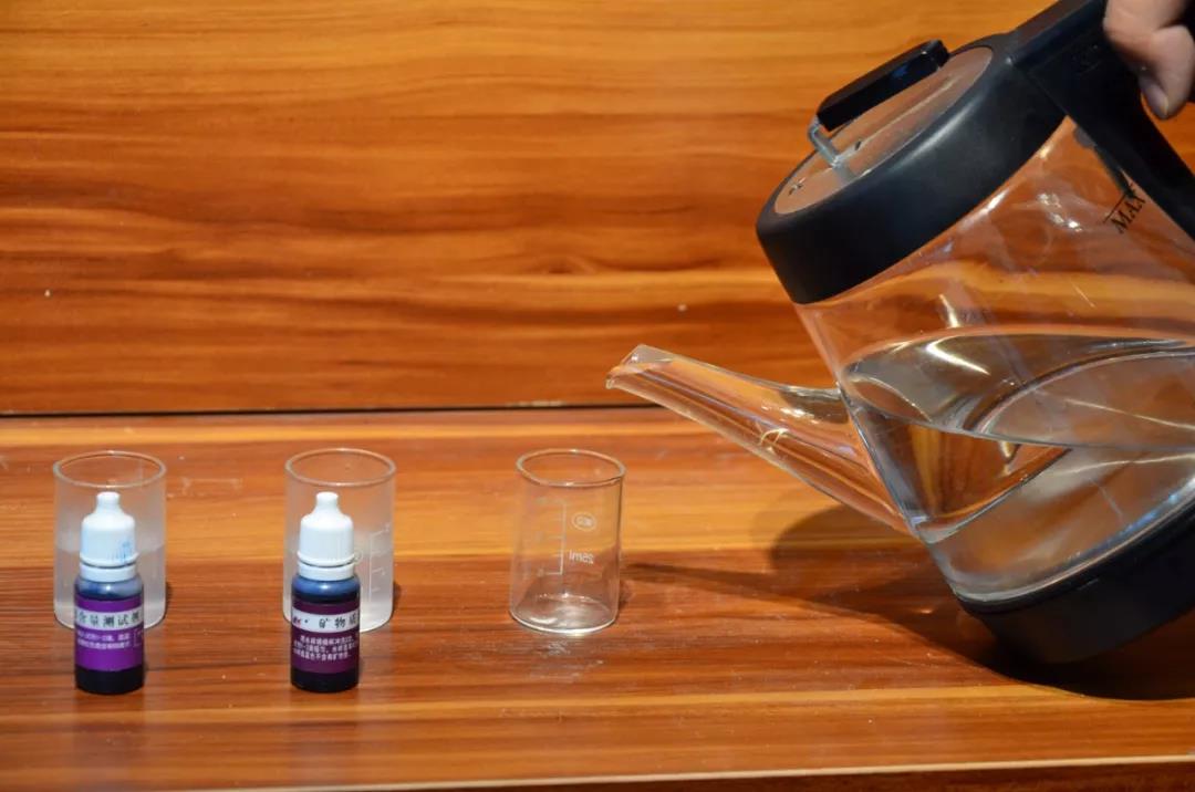 墨脱石锅用的是软皂石还是硬皂石,墨脱皂石检测