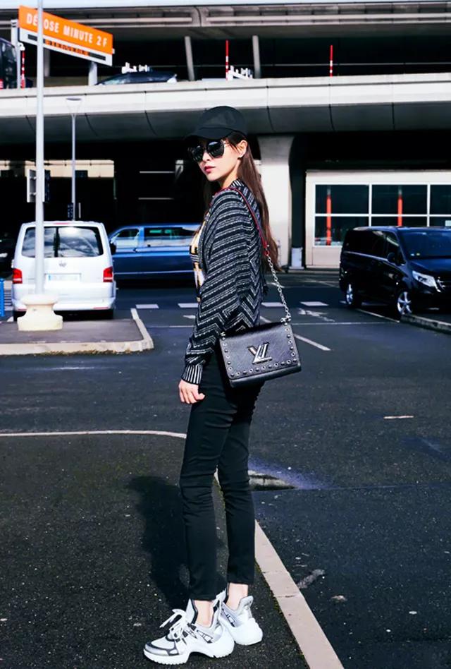 韩国练习生小白鞋,偶像练习生的鞋