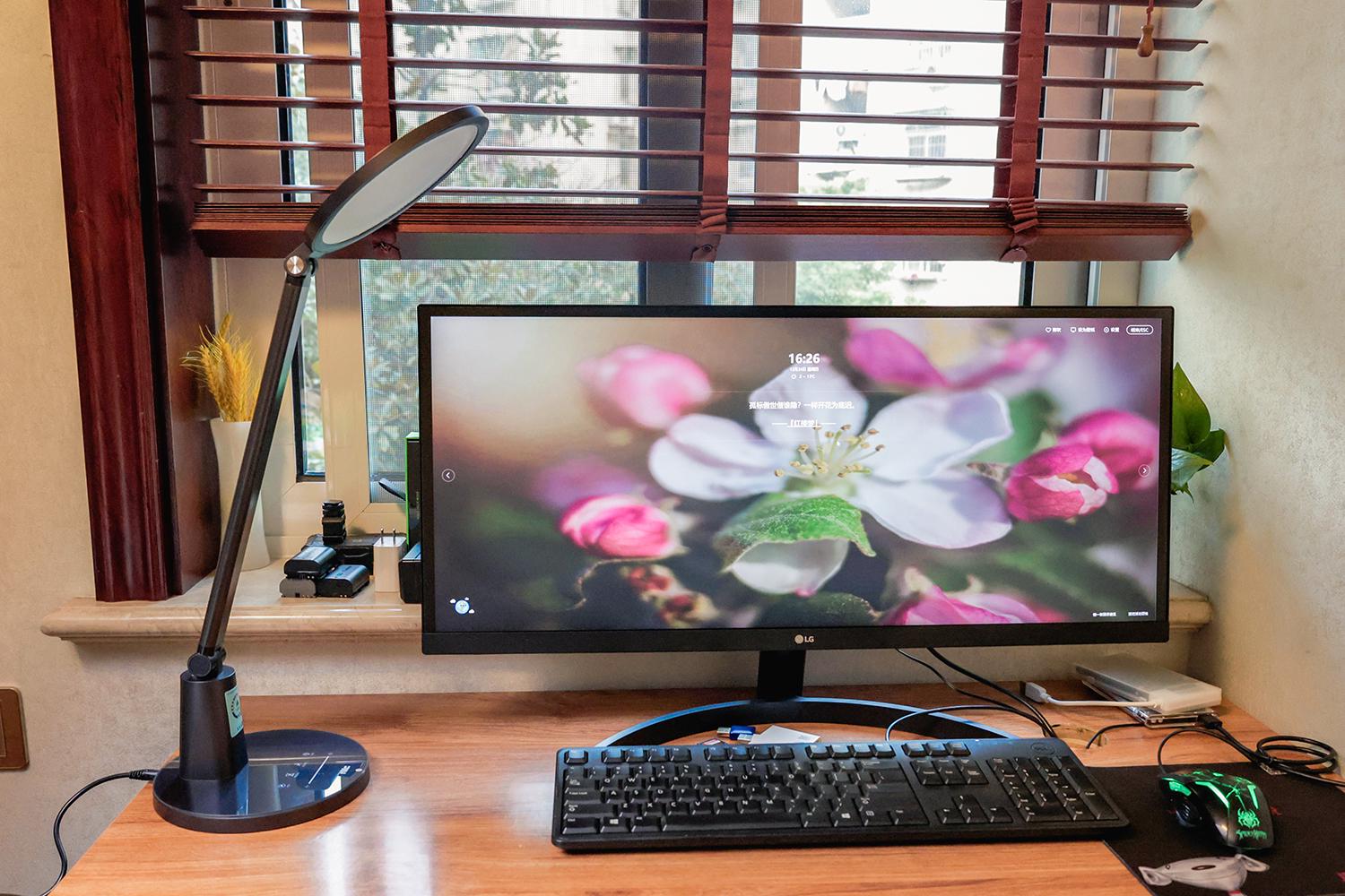 台灯护眼自动调节AA级,自动感应护眼台灯