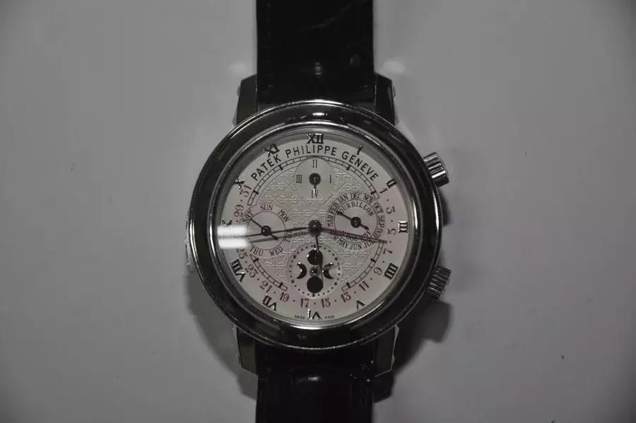 拍卖500万手表,淘宝拍卖1块钱手表