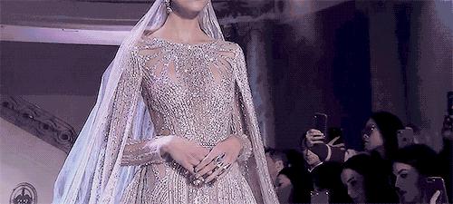 lv包为什么是奢侈品,万元lv包包