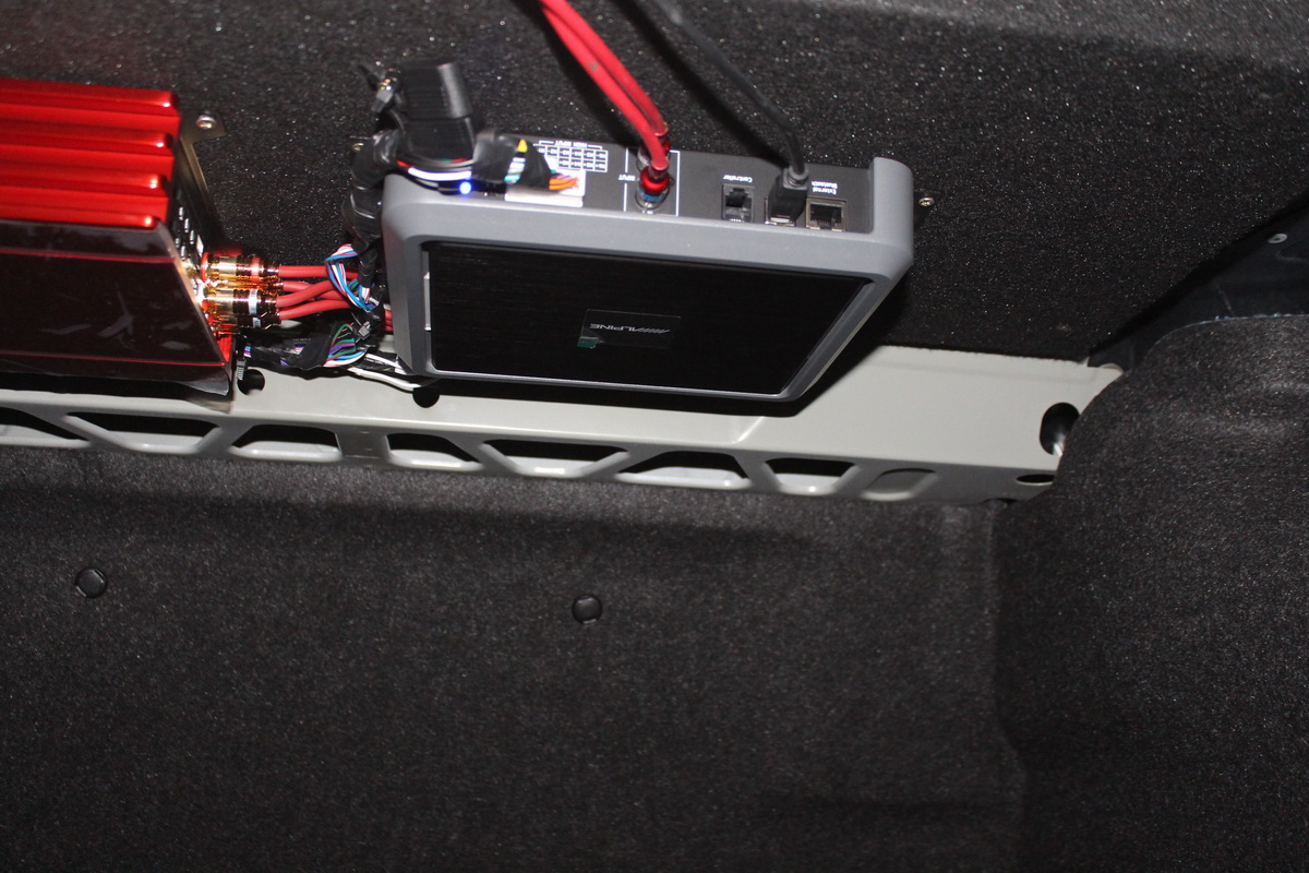 宝马5系专车专用汽车音响,成都宝马525音响改装