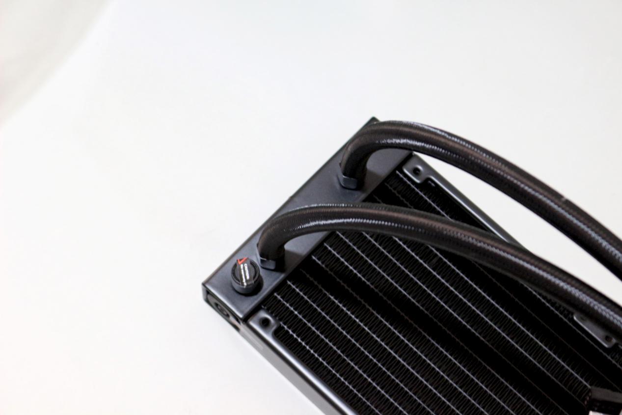 CPU温度居高不下CPU散热你真的选对了吗？教你三步选对散热