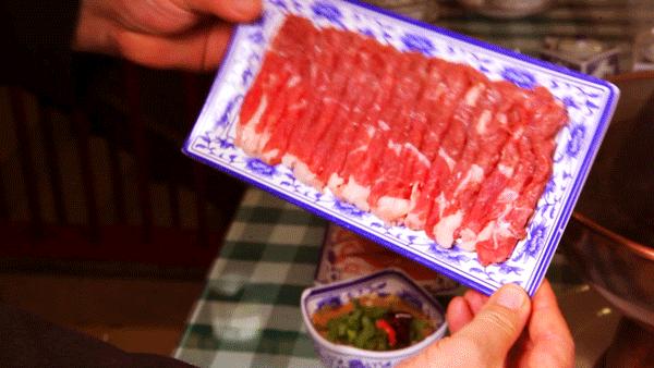 老字号“插旗”石景山！不到20元能吃饱？！还抬手就送60瓶啤酒！