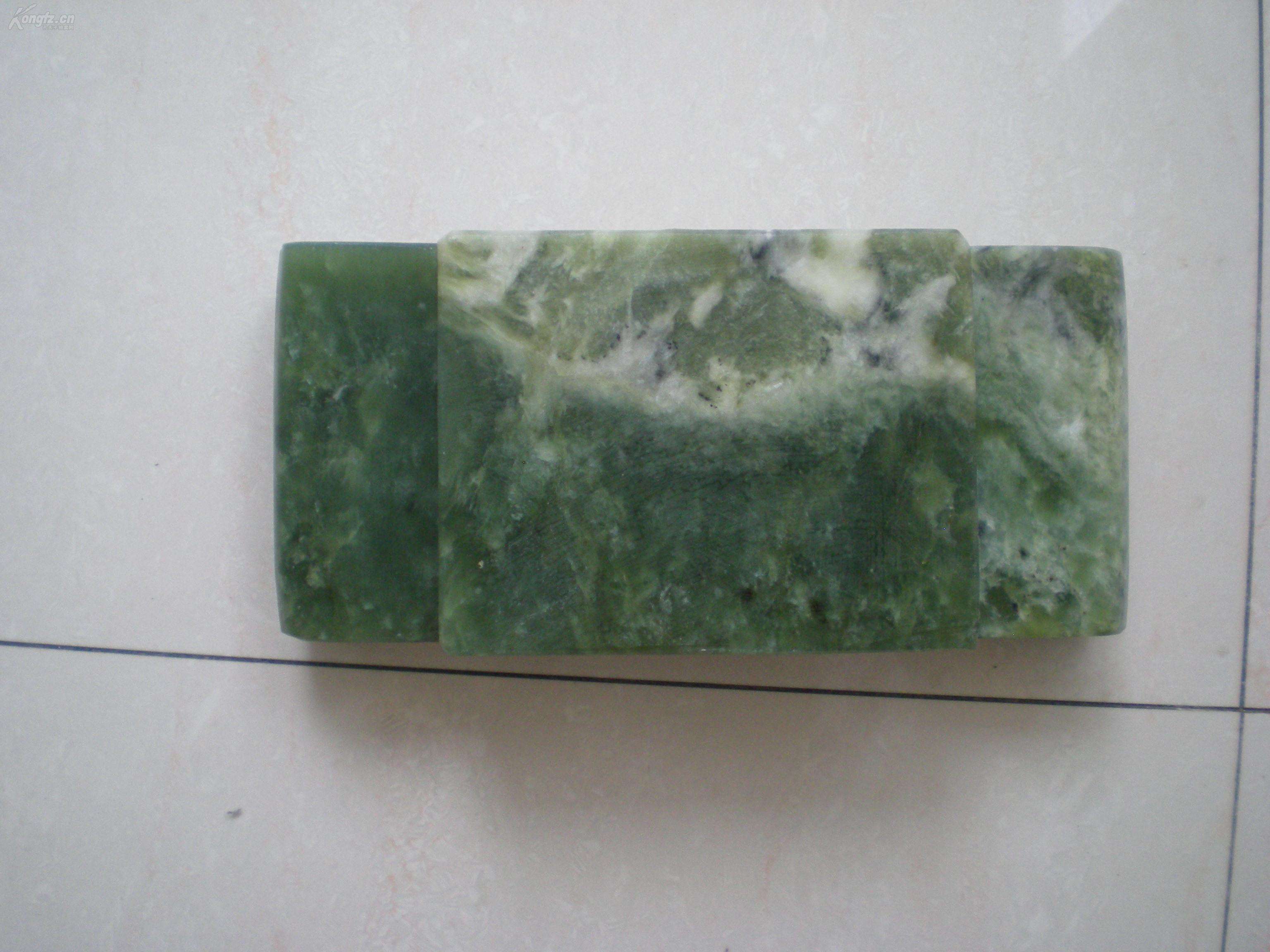 岫玉是什么玉质好吗值钱吗,岫玉玉质最好的是什么料子