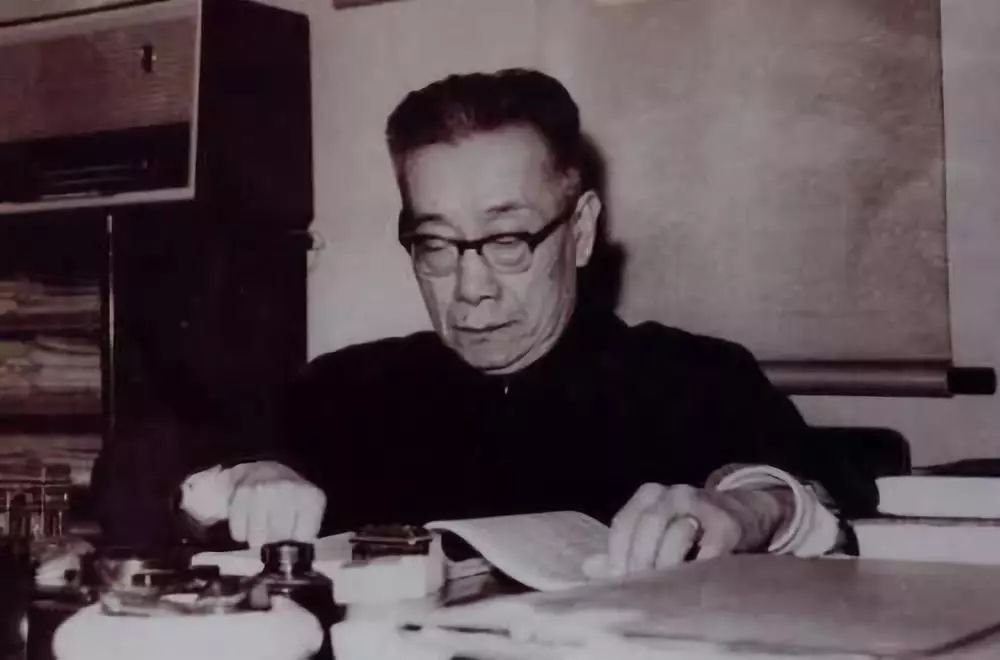 他是中国“第一个”数学博士，临终前也没有原谅自己儿子放弃国籍