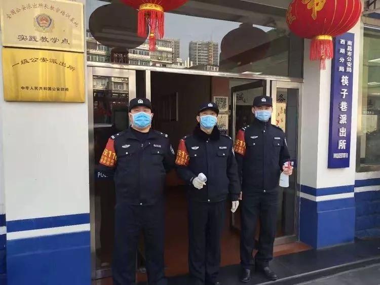 抗击疫情我在一线,我在战地一线坚守