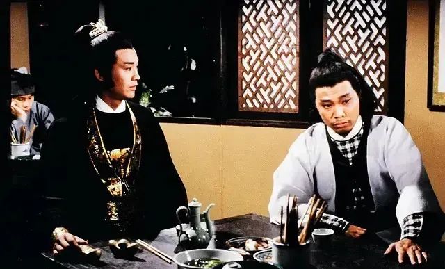 达叔抽雪茄,雪茄必备的十大装备