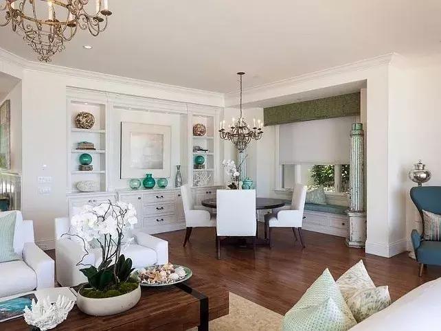 十大足球巨星豪宅,足球巨星c罗的豪华别墅