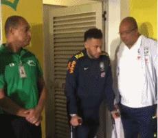 内马尔韧带断裂康复训练,内马尔脚踝韧带断裂视频