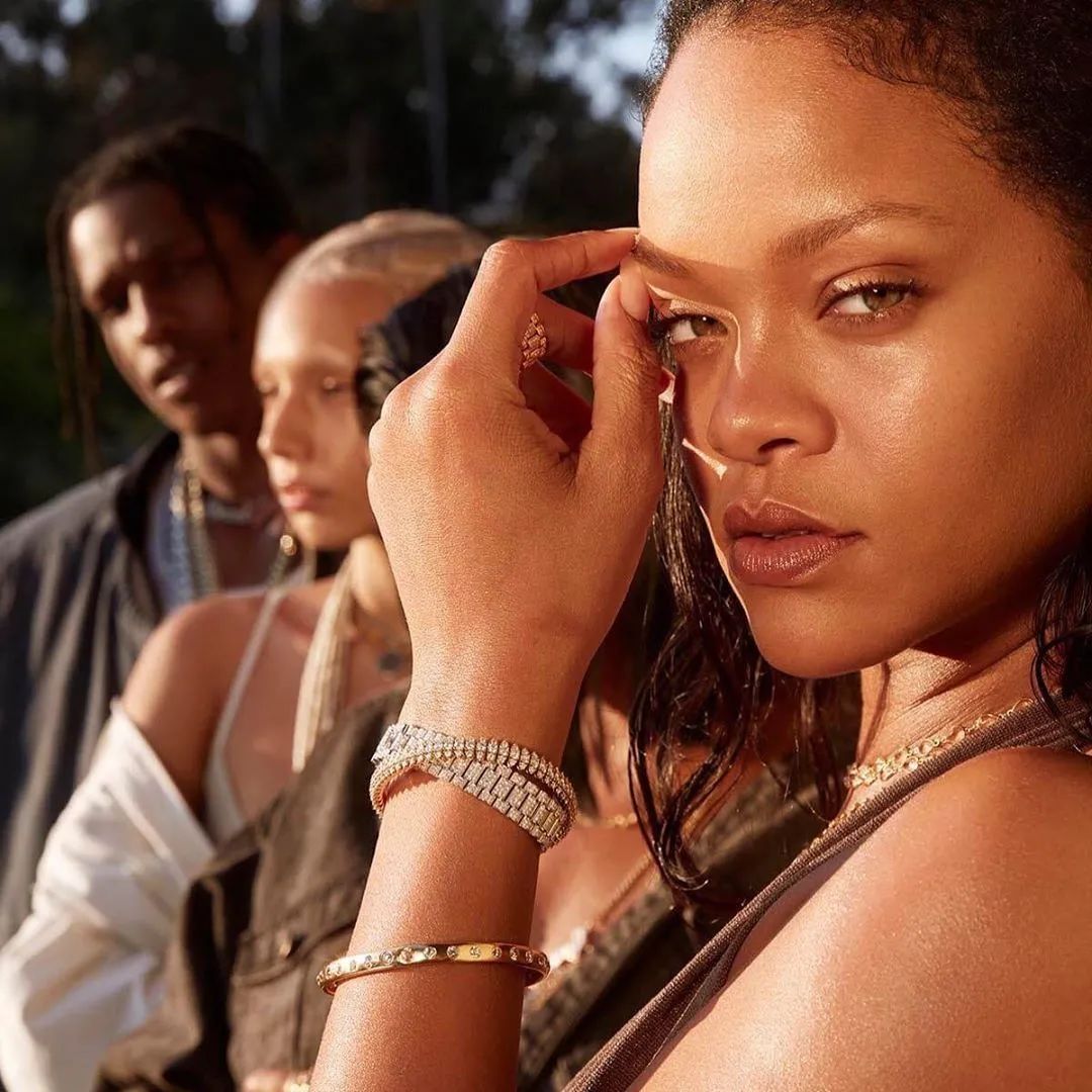 日本rihanna护肤品,rihanna化妆品全套