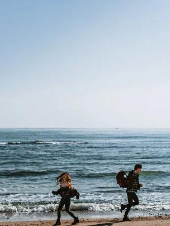 Hi，金沙滩啤酒城有一份秋日温柔请签收√