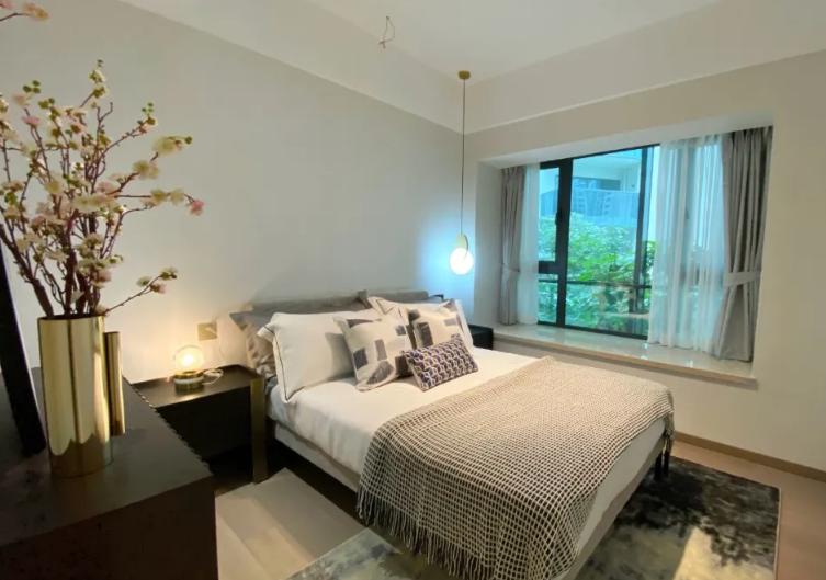 发现深圳「殿堂级」艺术神盘!阿玛尼、BV、范思哲都在家楼下