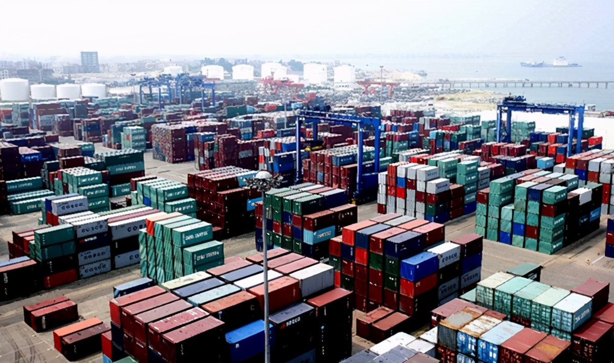 拖车司机月薪两万招不到人,月薪2万拖车司机