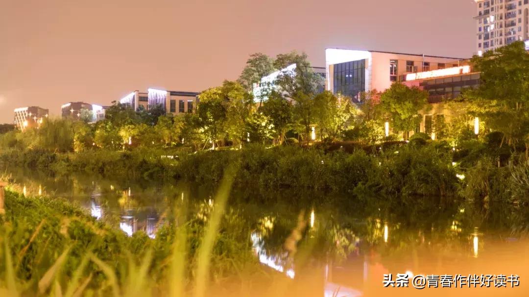 50定焦小痰盂镜头怎么调远近,50mm定焦镜头是小痰盂吗