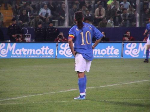 罗伯特巴乔真帅,罗伯特巴乔的胡子