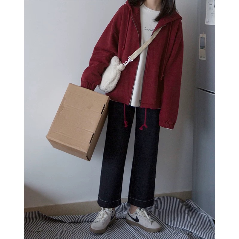 怎样穿搭才能摆脱学生气的幼稚感？