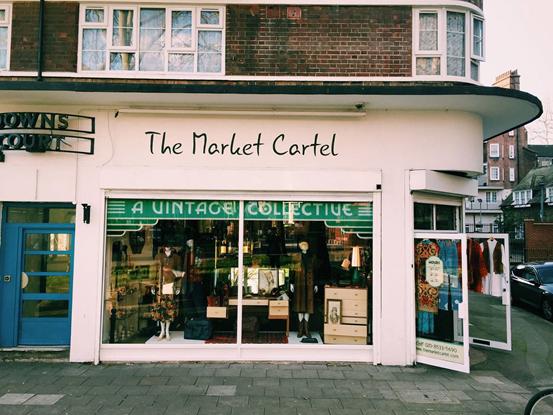 「体面游」伦敦篇：到古着店淘60英镑prada连衣裙