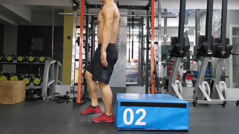 单腿深蹲入门教程,单腿深蹲的正确训练方法