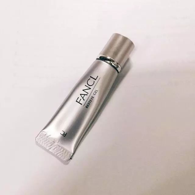 十大公认的便宜又好用的眼霜,我用过最好用的15款眼霜