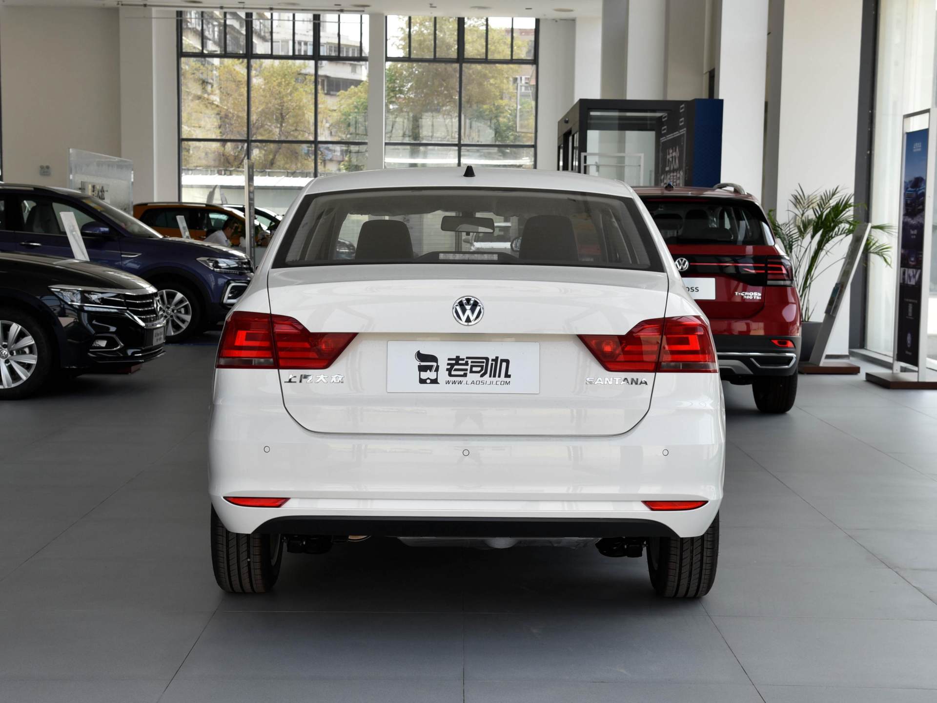 不到6万的桑塔纳,1万多大众桑塔纳新款手动挡