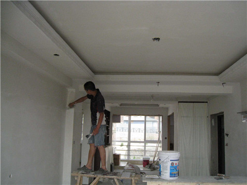 墙面怎么刷乳胶漆？自己刷乳胶漆的步骤及注意事项！