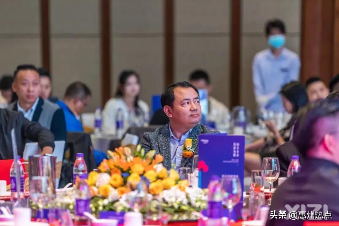 以花为媒助推文旅产业发展,以花为媒促文旅农融合发展