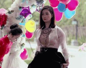 胸大的适合穿什么胸罩显胸小,胸大和胸小穿衣哪种好看