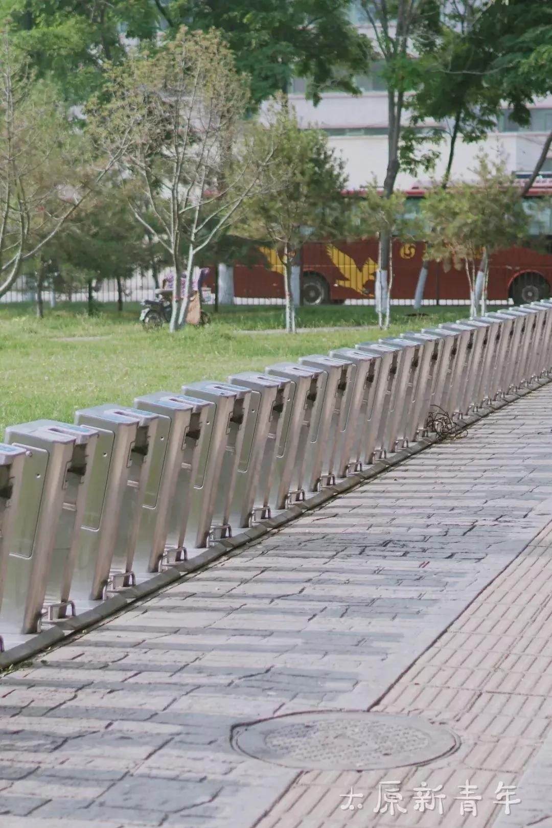 太原人最爱的硬核神车，配色骚气敞篷造型200元即可拥有