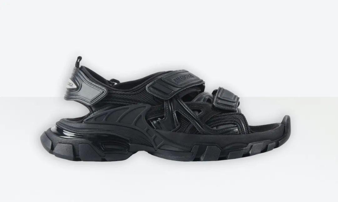 丑却前卫的Merrell「HydroMoc」会是潮流领域下一个爆款吗?