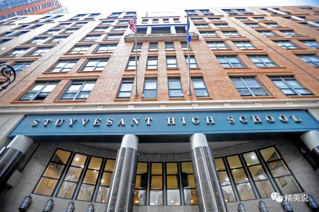 “带着孩子移民海外，但我们还是没能逃离疯狂的补习班……”