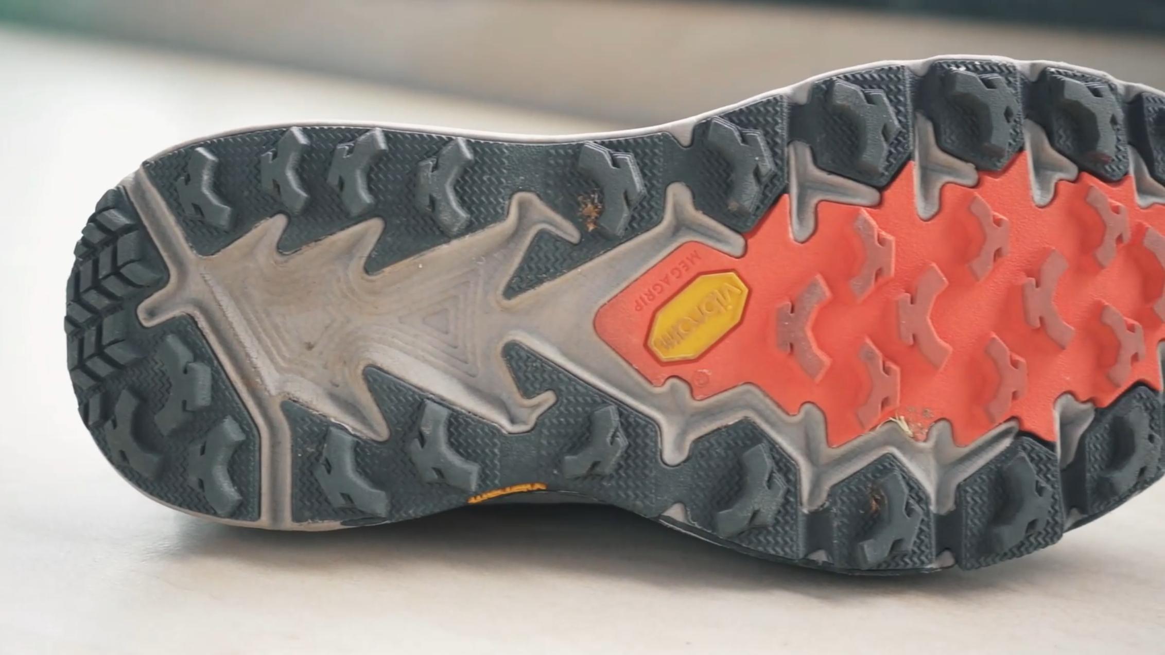 飞速羚羊4代越野跑鞋真假,hoka羚羊4代跑鞋