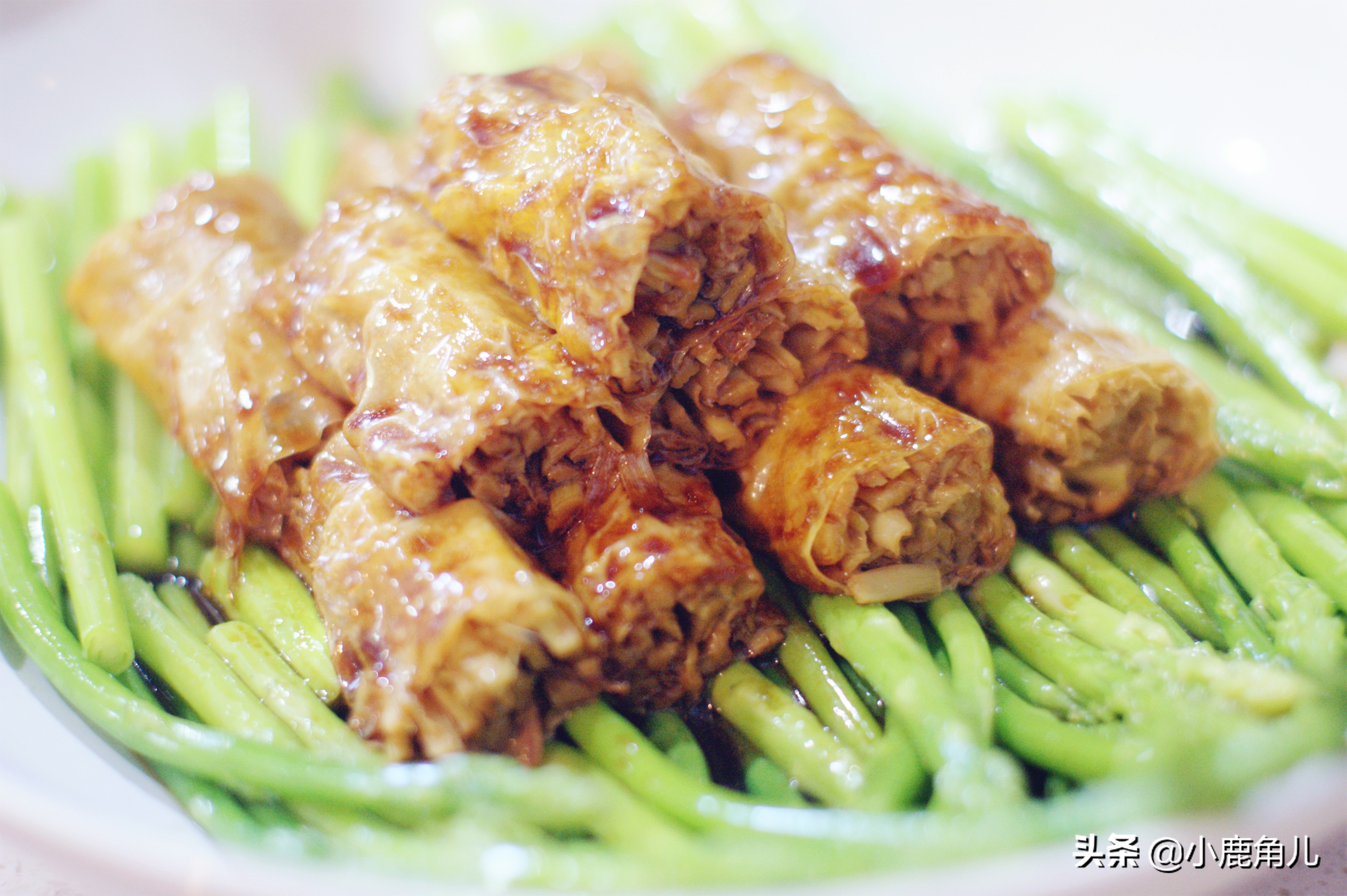 红烧素鸡卷,浙菜红烧卷鸡做法