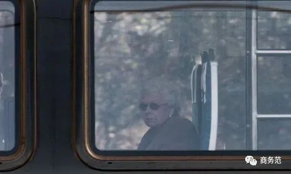 老钱vs新钱vs顶级网红，度假也有鄙视链？