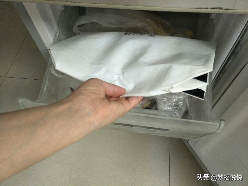 真丝衣服熨烫变形怎么能处理,真丝衣服怎么熨烫不泛白