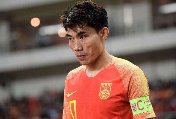 里皮中超首秀,里皮重掌国足完整视频