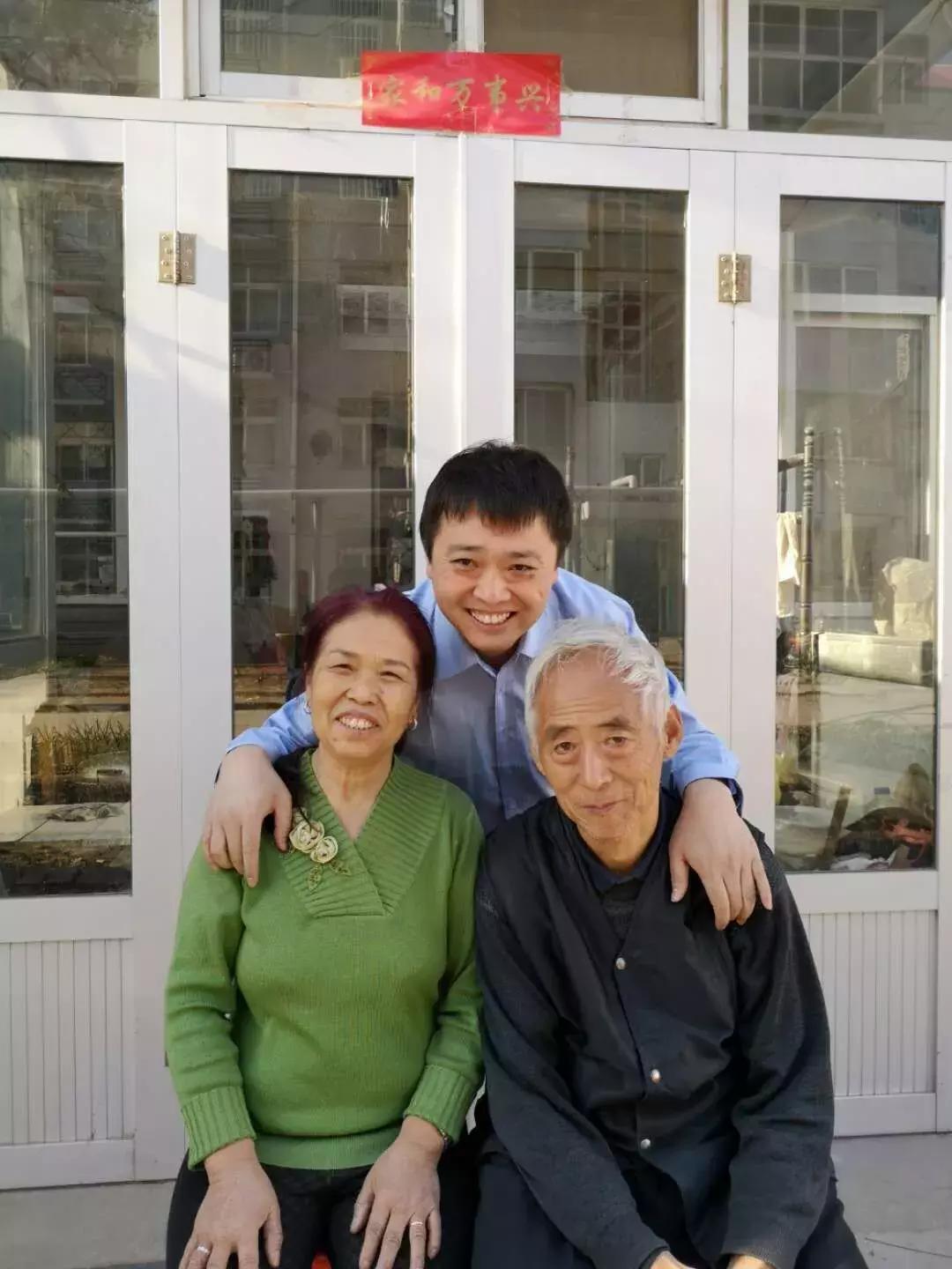 一线传真交警一盔一带,一线传真警察破案